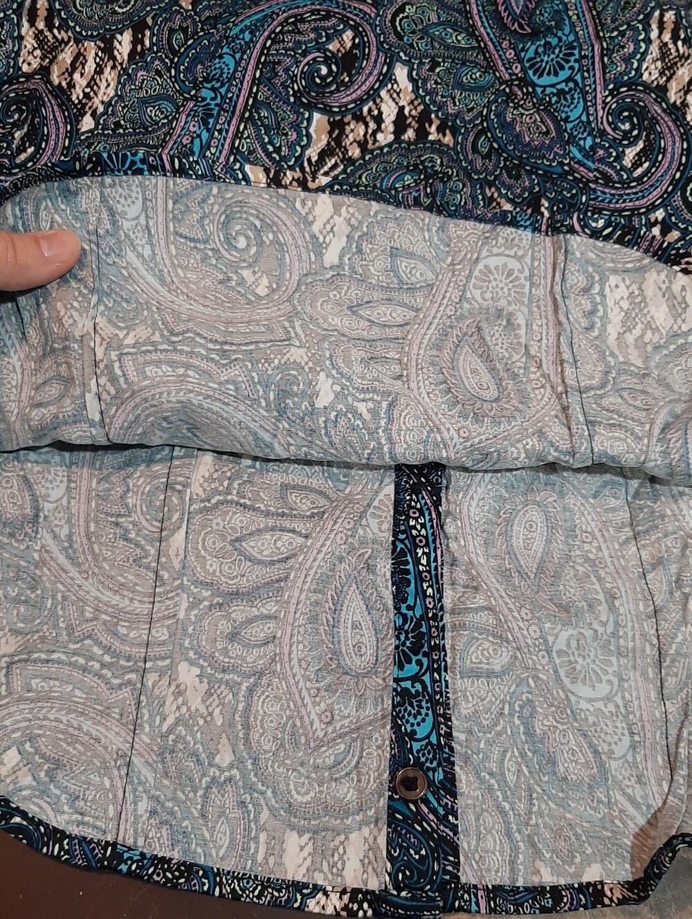 🔥NWT Dana Buchman Ladies Small Colorful Paisley Print Button Down Shirt C2 - Picture 8 of 9
